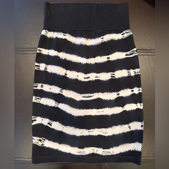 American Apparel Tie Dye Skirt - Picture 2 of 2